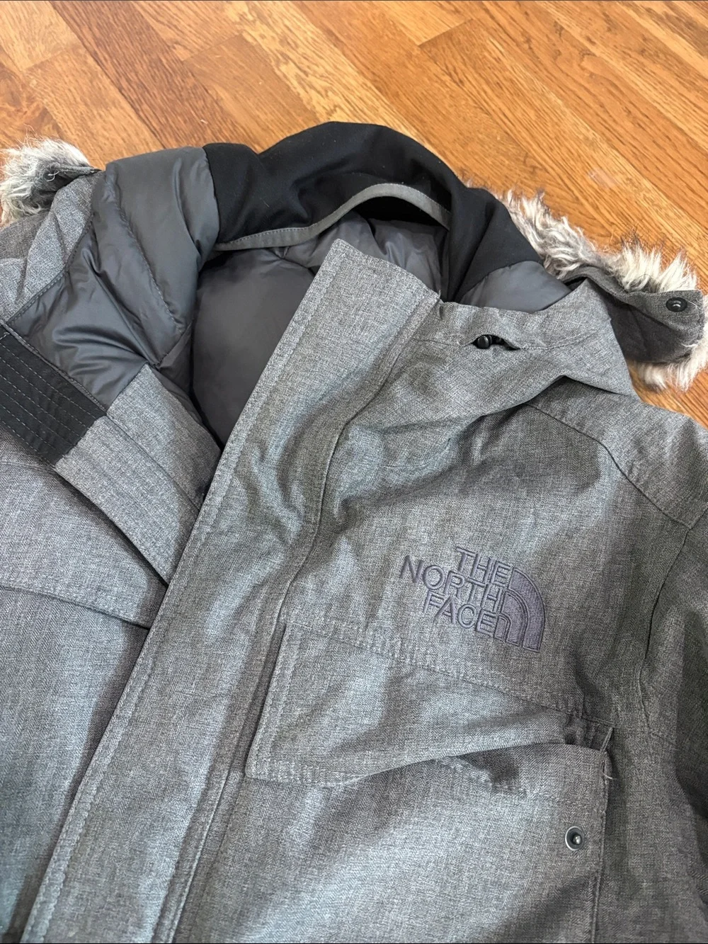 The North Face Gotham II Men’s Gray Down Parka Faux Fur Hood